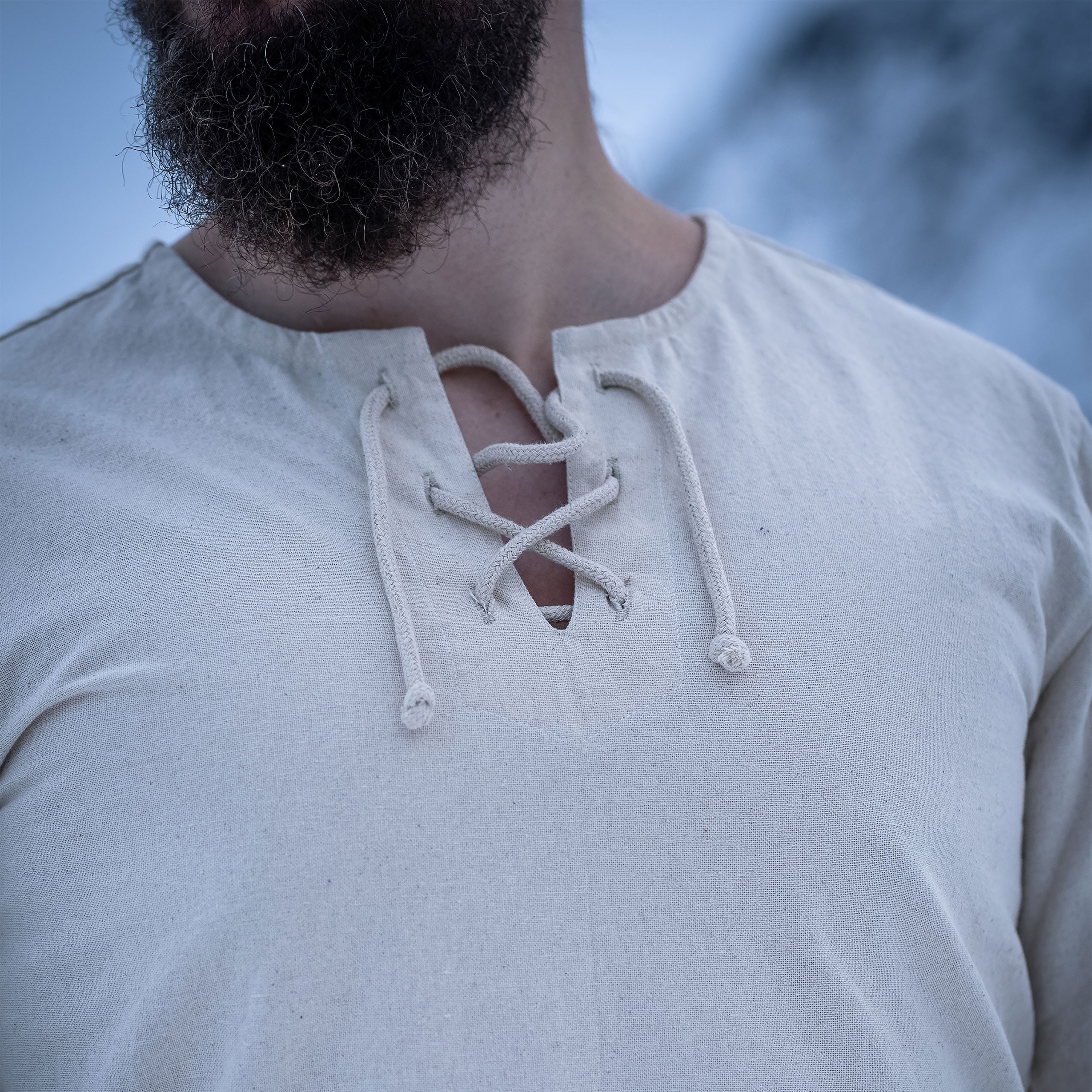 Imagen del producto Camisa medieval con cordones natural