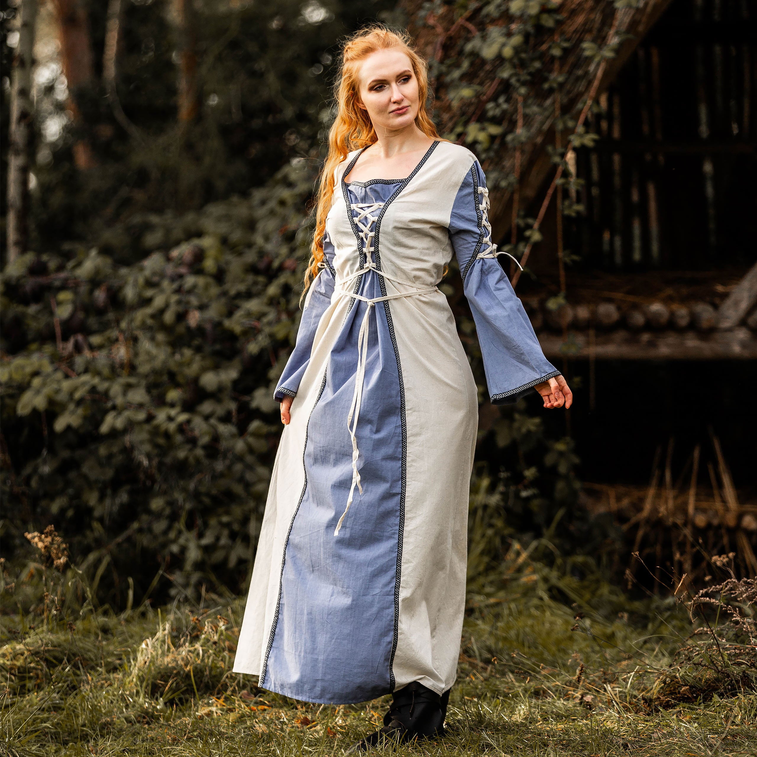 Imagen del producto Vestido medieval con cordones azul-natural