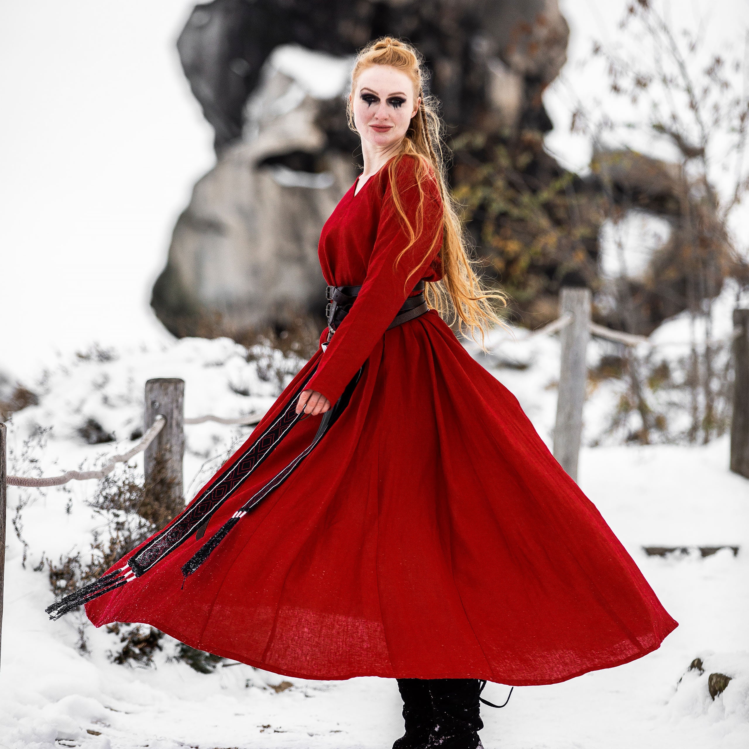 Imagen del producto Vestido medieval de lino rojo