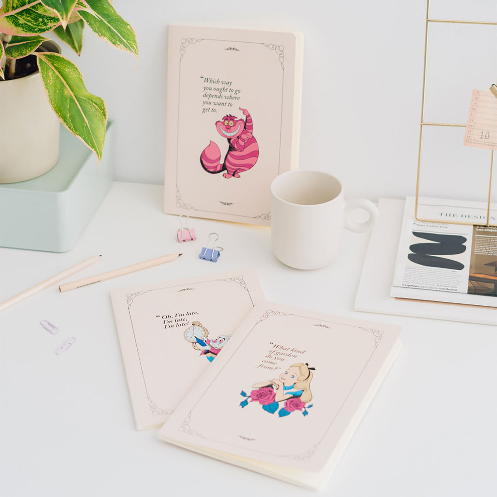 Imagen del producto Alicia en el país de las maravillas - Set de 3 cuadernos