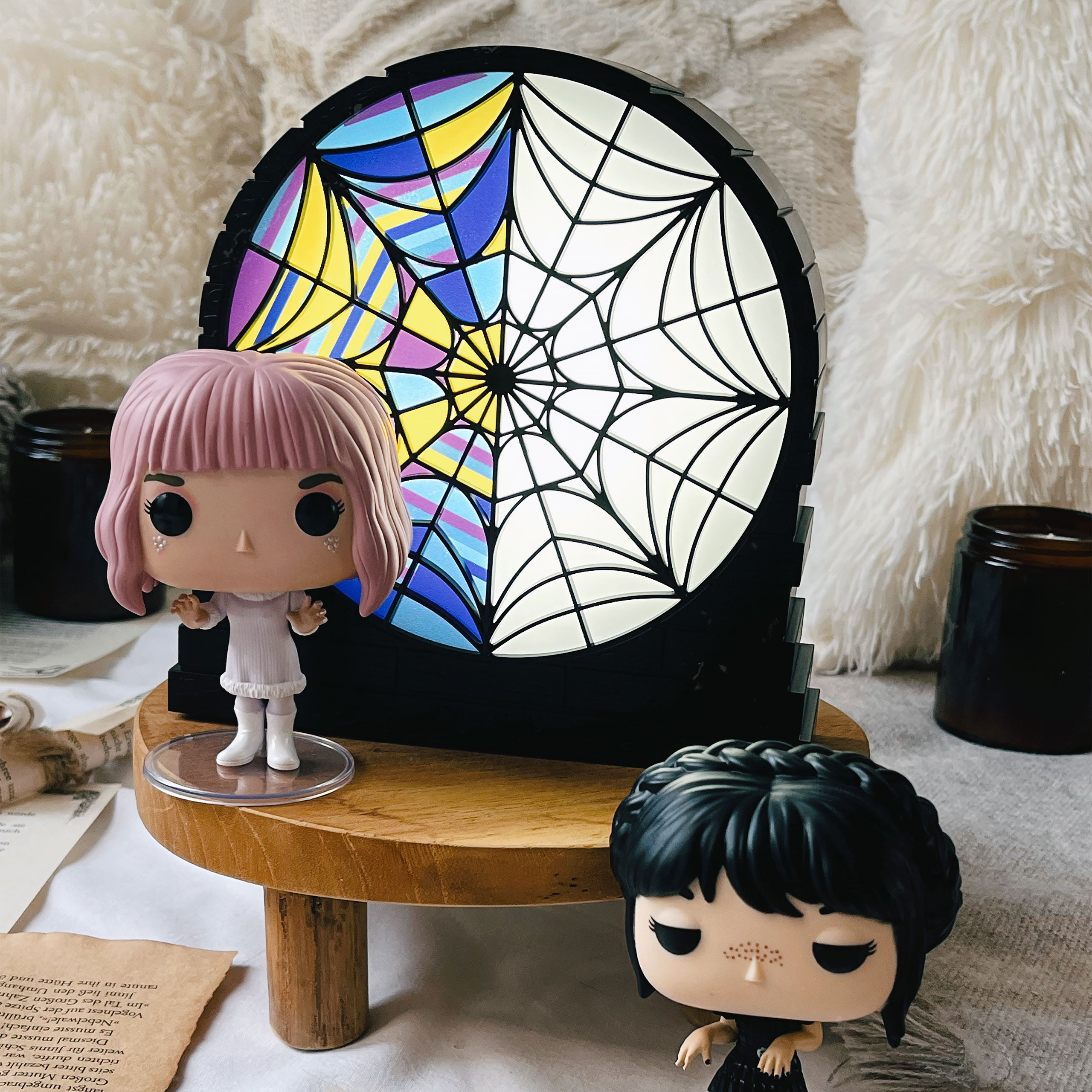 Imagen del producto Miércoles - Lámpara de Ventana Nevermore
