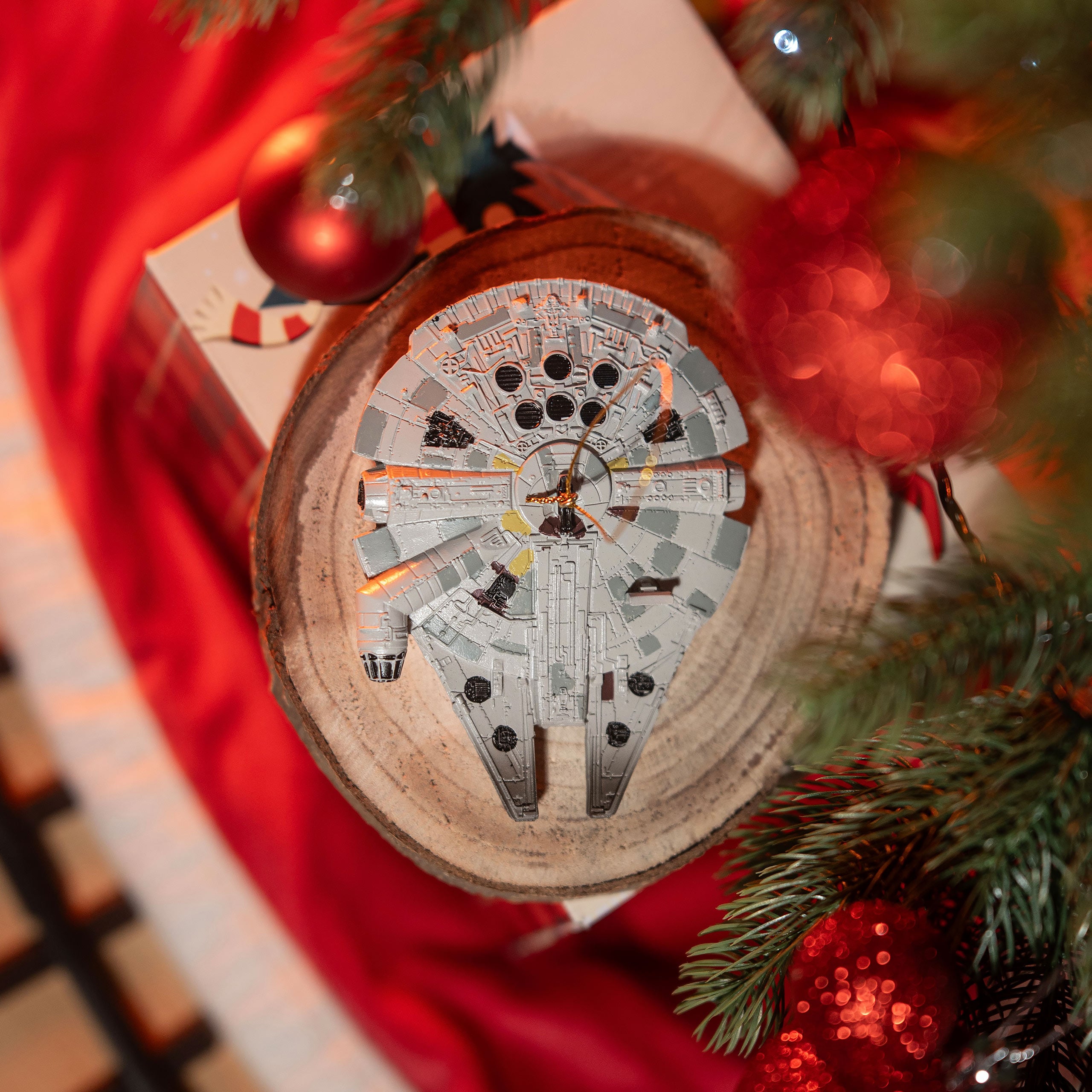 Imagen del producto Star Wars - Adorno de Árbol de Navidad Halcón Milenario