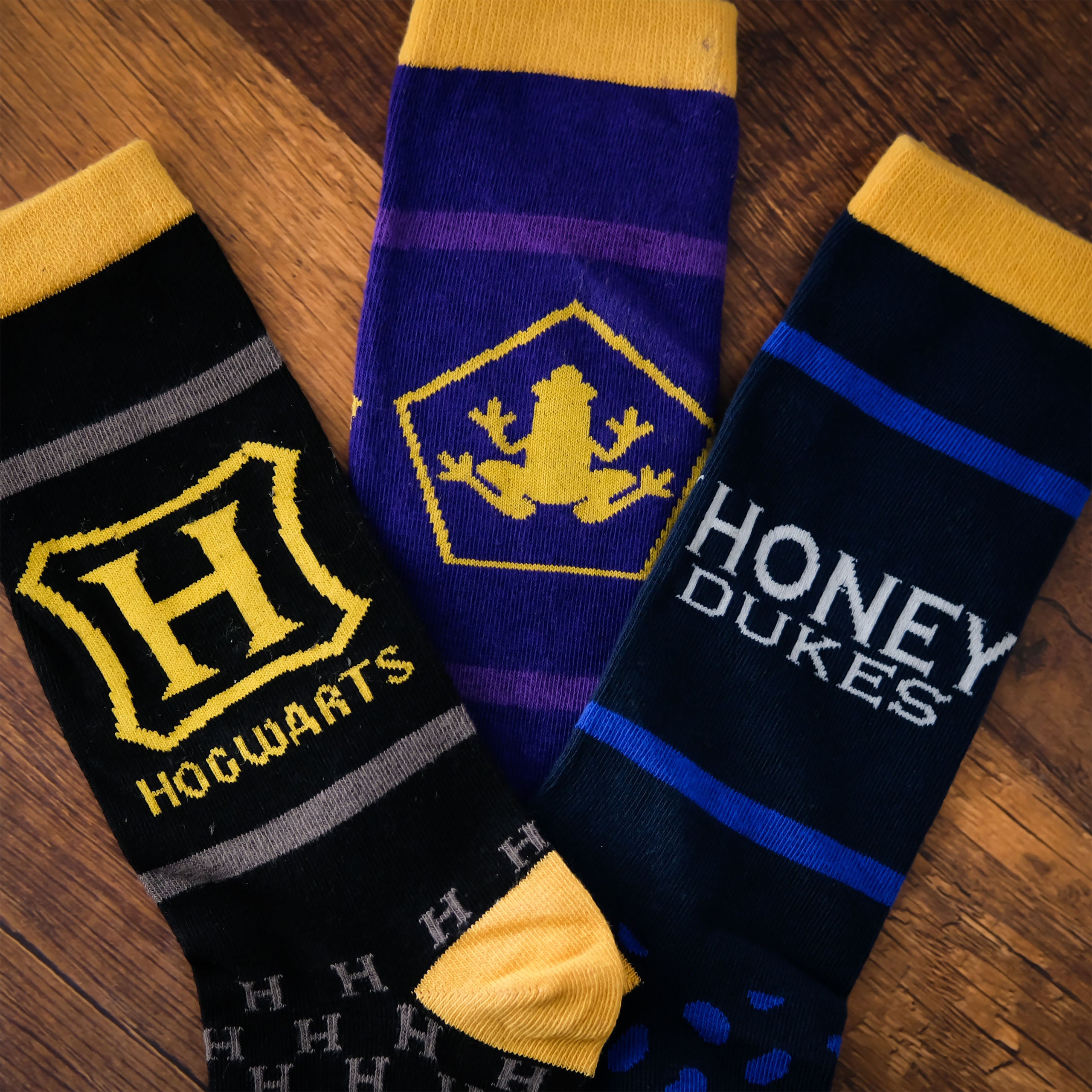 Imagen del producto Harry Potter - Set de 3 pares de calcetines en caja de Rana de Chocolate