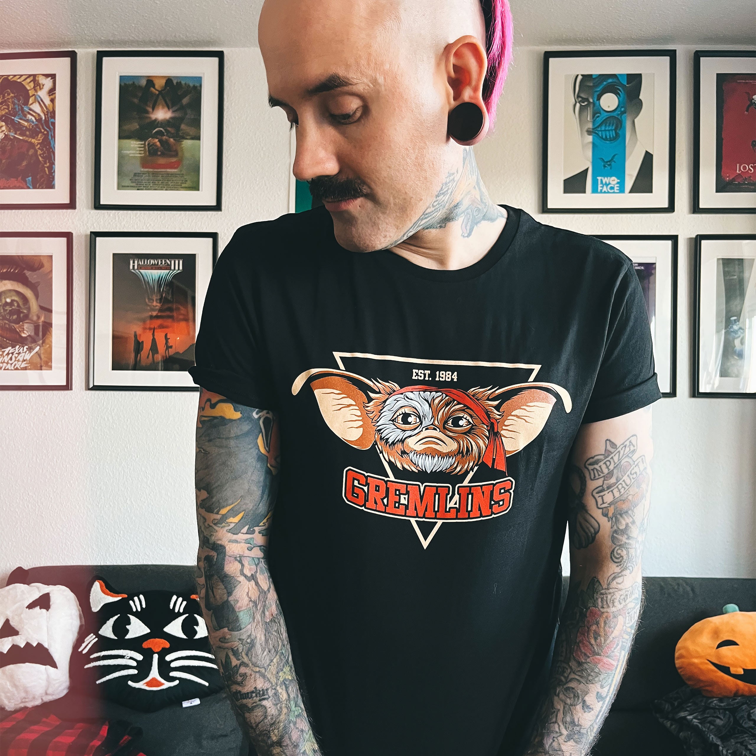 Imagen del producto Camiseta negra Gremlins Est. 1984