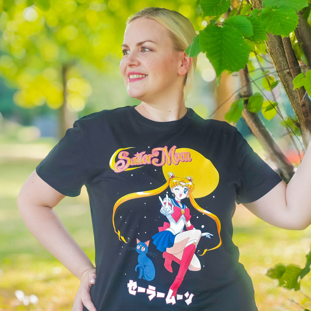 Imagen del producto Camiseta de Sailor Moon con Luna negra