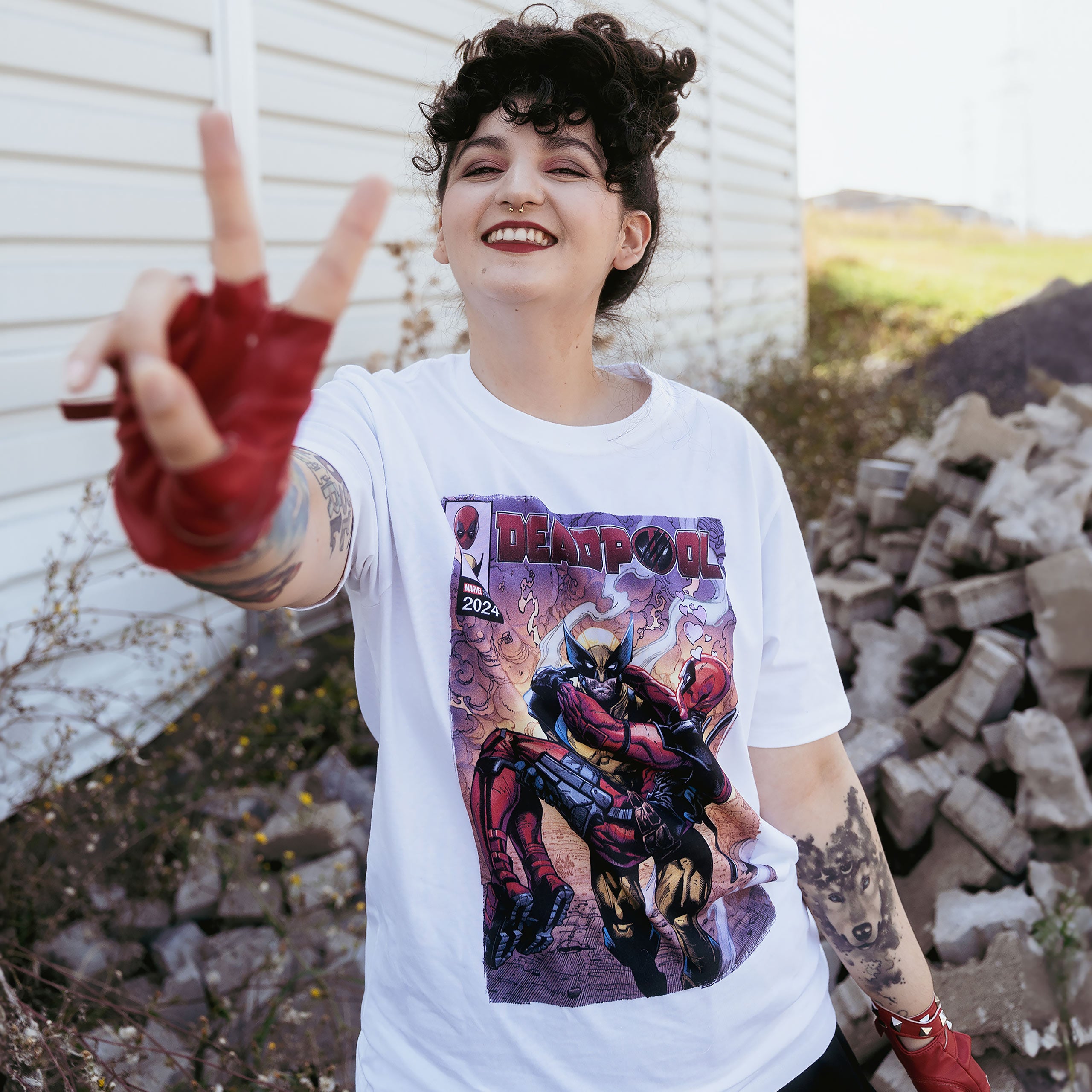 Imagen del producto Camiseta blanca de cómics Best Bubs de Deadpool y Wolverine