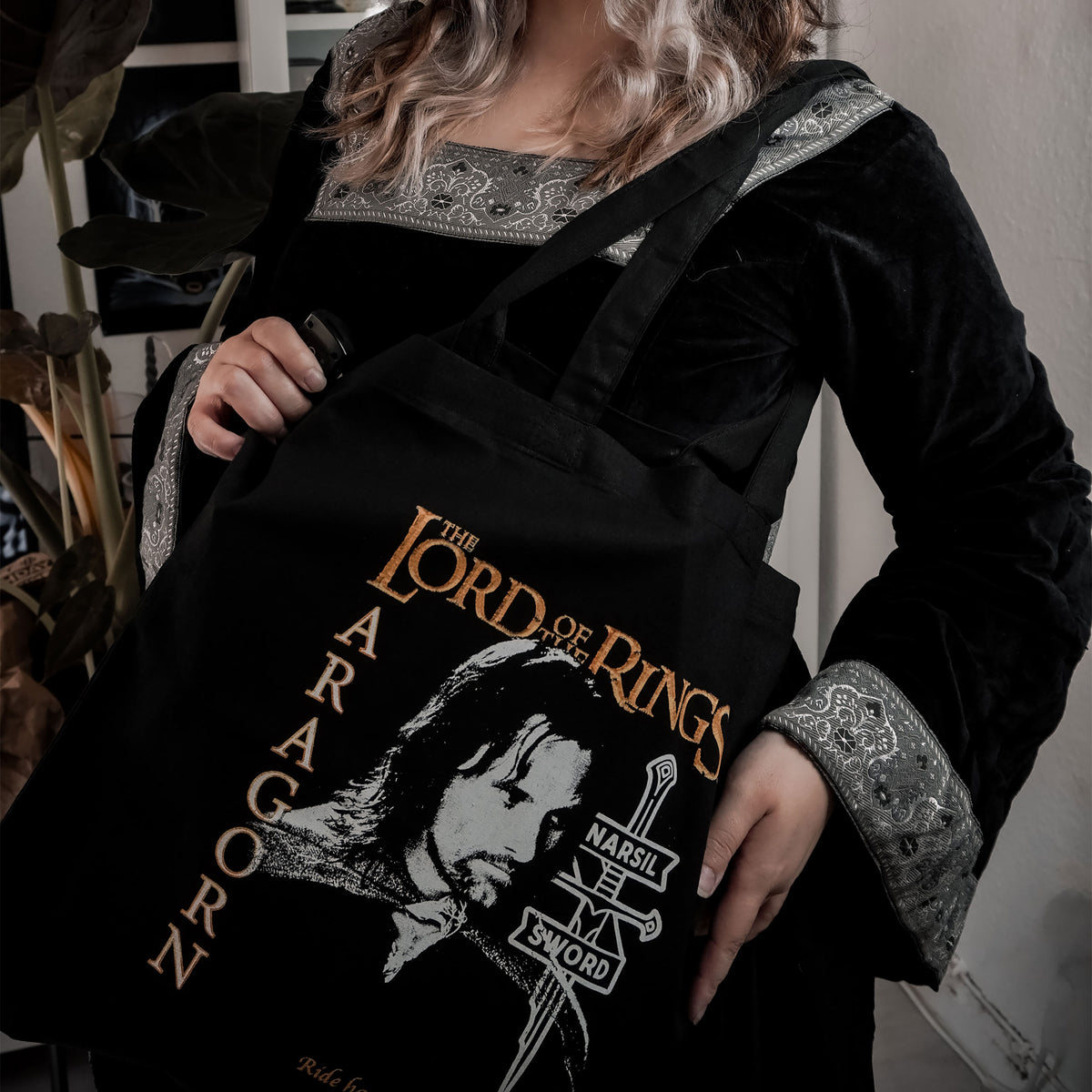 Imagen del producto Señor de los Anillos - Bolsa de yute Aragorn negra