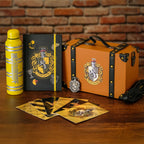 Imagen del producto Harry Potter - Set de regalo premium de Hufflepuff en maleta con correa de transporte