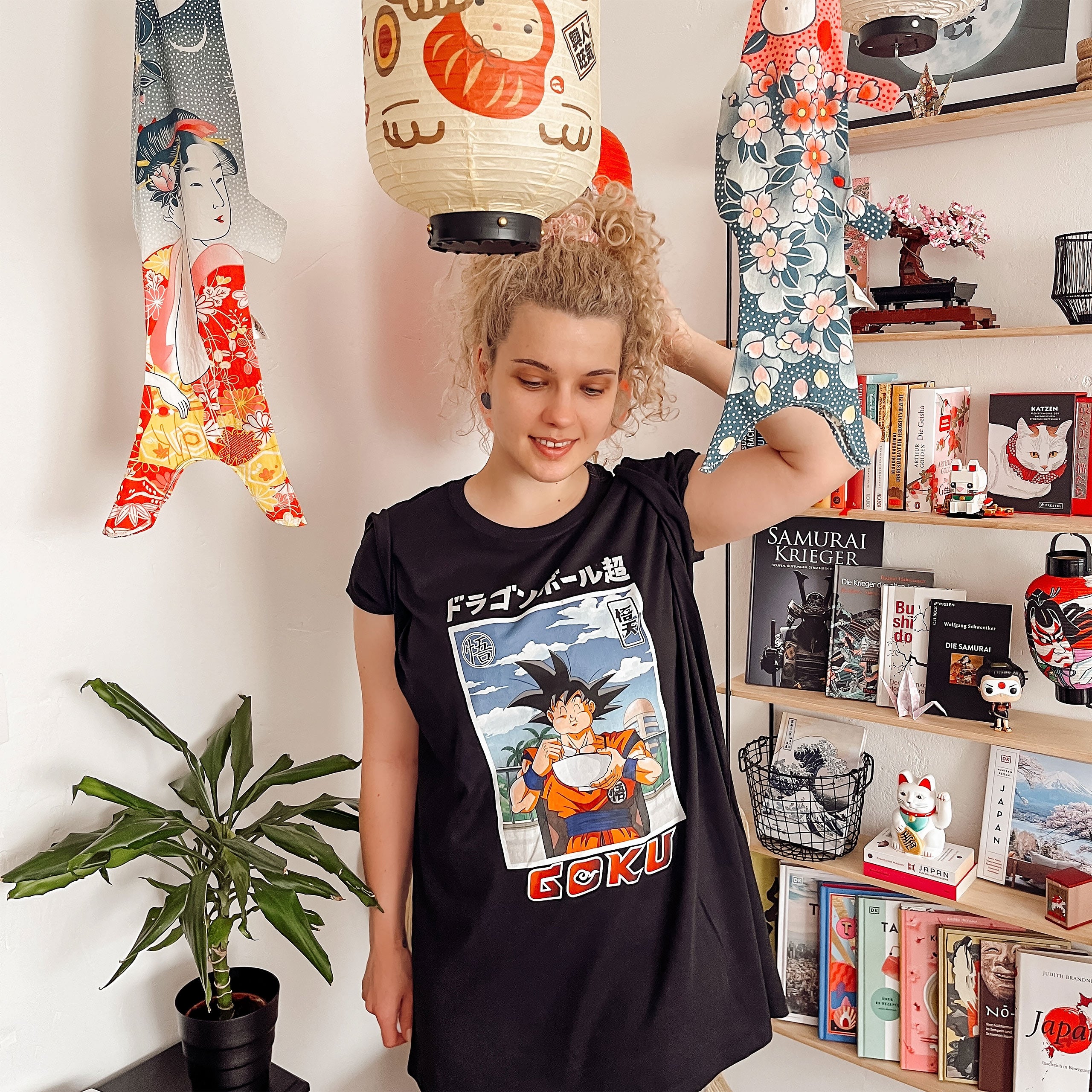 Imagen del producto Dragon Ball - Camiseta Goku Eat negra