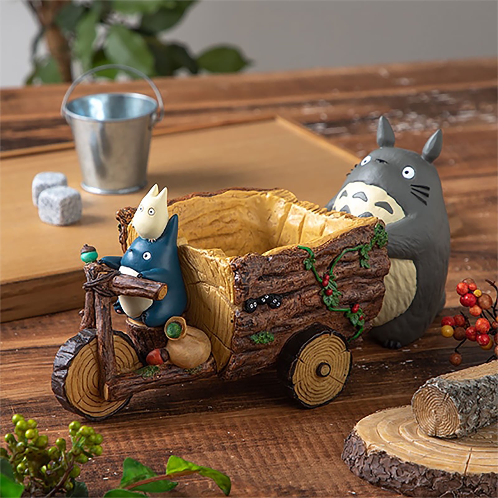 Product image Totoro - Flower Pot Diorama Figure