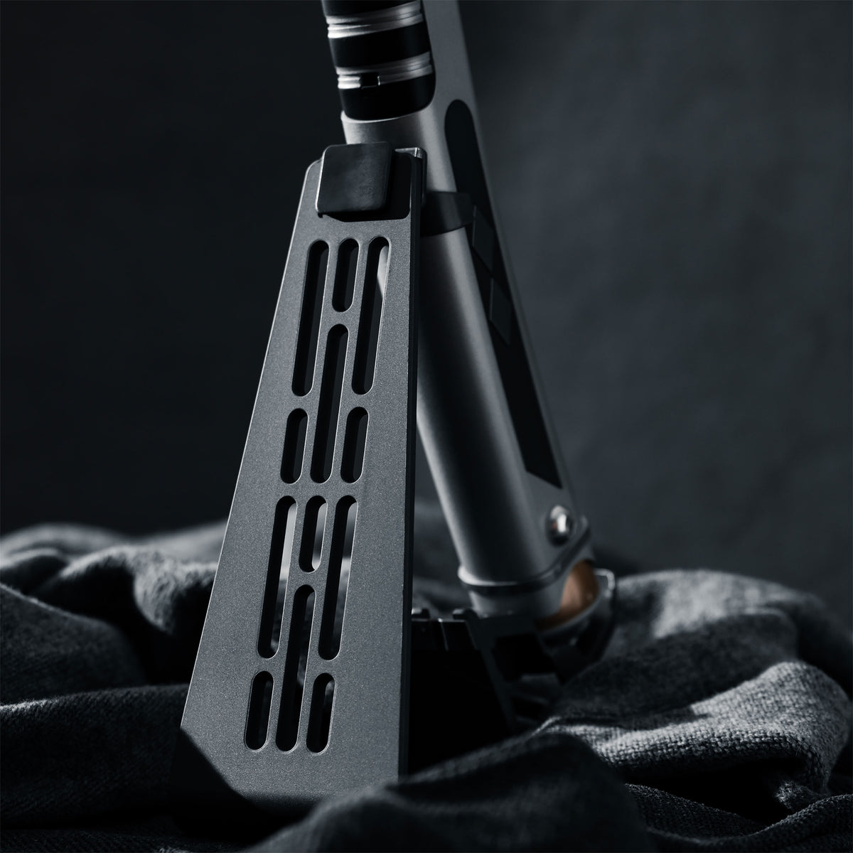 Imagen del producto Sable de Luz Ahsoka Tano Force FX Elite Black Series - Star Wars