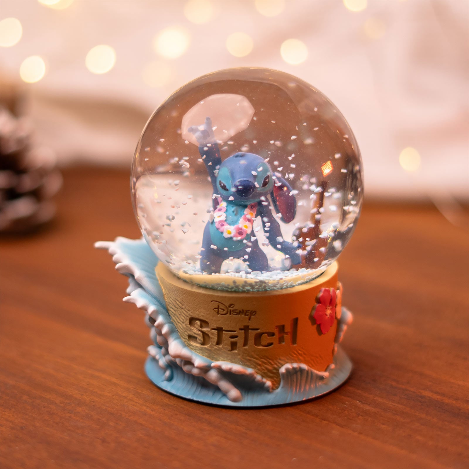 Imagen del producto Stitch con Ukulele Bola de nieve - Lilo & Stitch