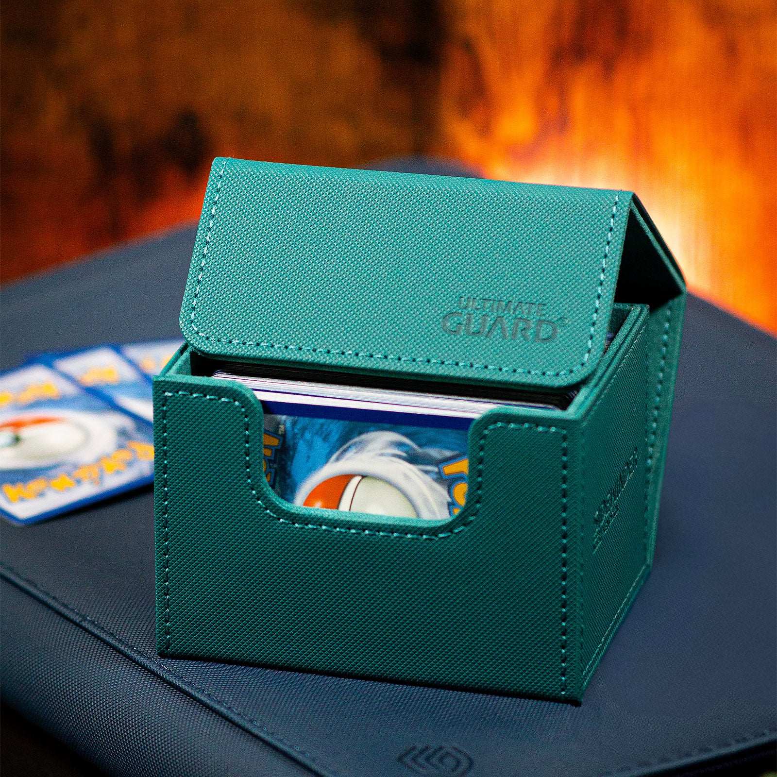 Imagen del producto Caja de cartas coleccionables Ultimate Guard azul para 100 cartas