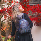 Imagen del producto Wednesday - Nevermore Academy Mochila Mini Brillante en la Oscuridad
