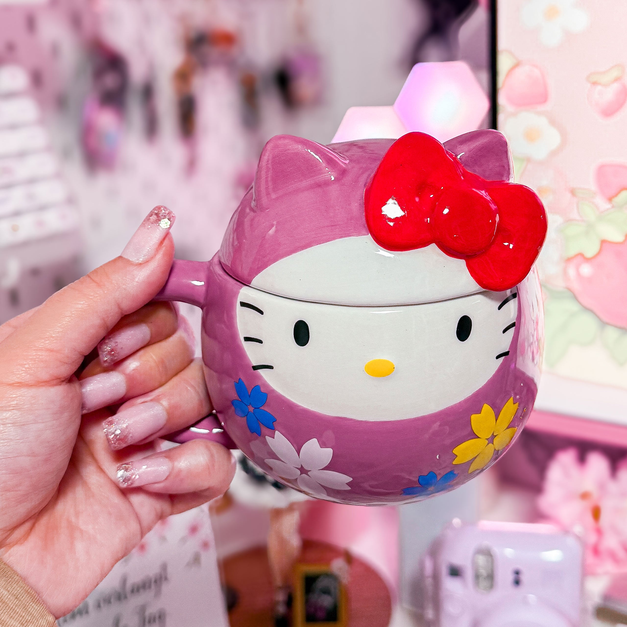 Product image Hello Kitty - Daruma 3D Mug with Lid