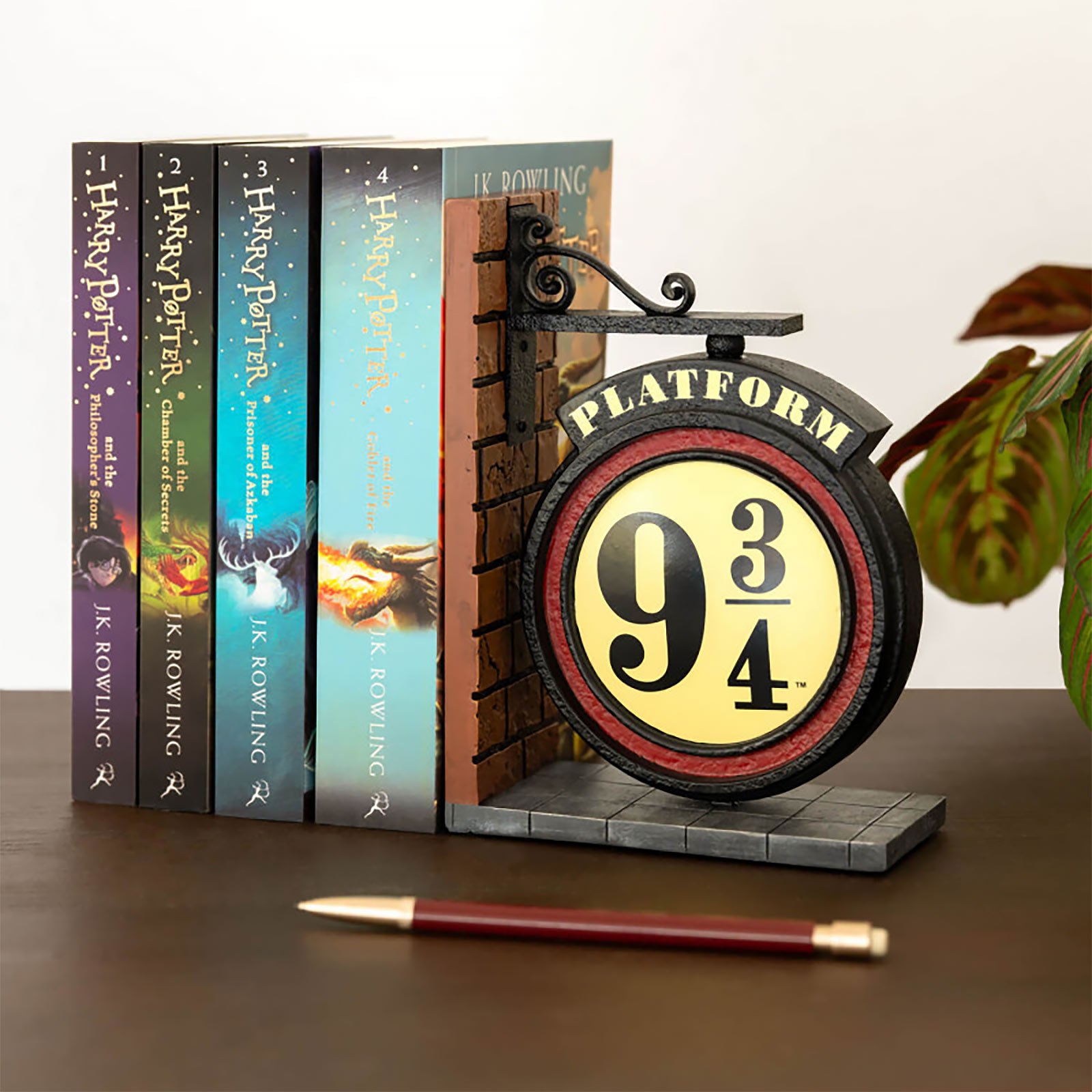 Product image Harry Potter - Platform 9 3/4 Bookend