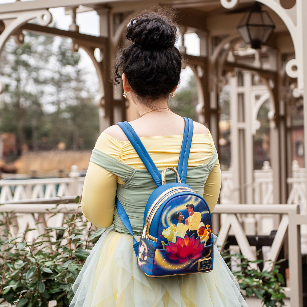 Imagen del producto Besos la Rana - Mini Mochila con Luz