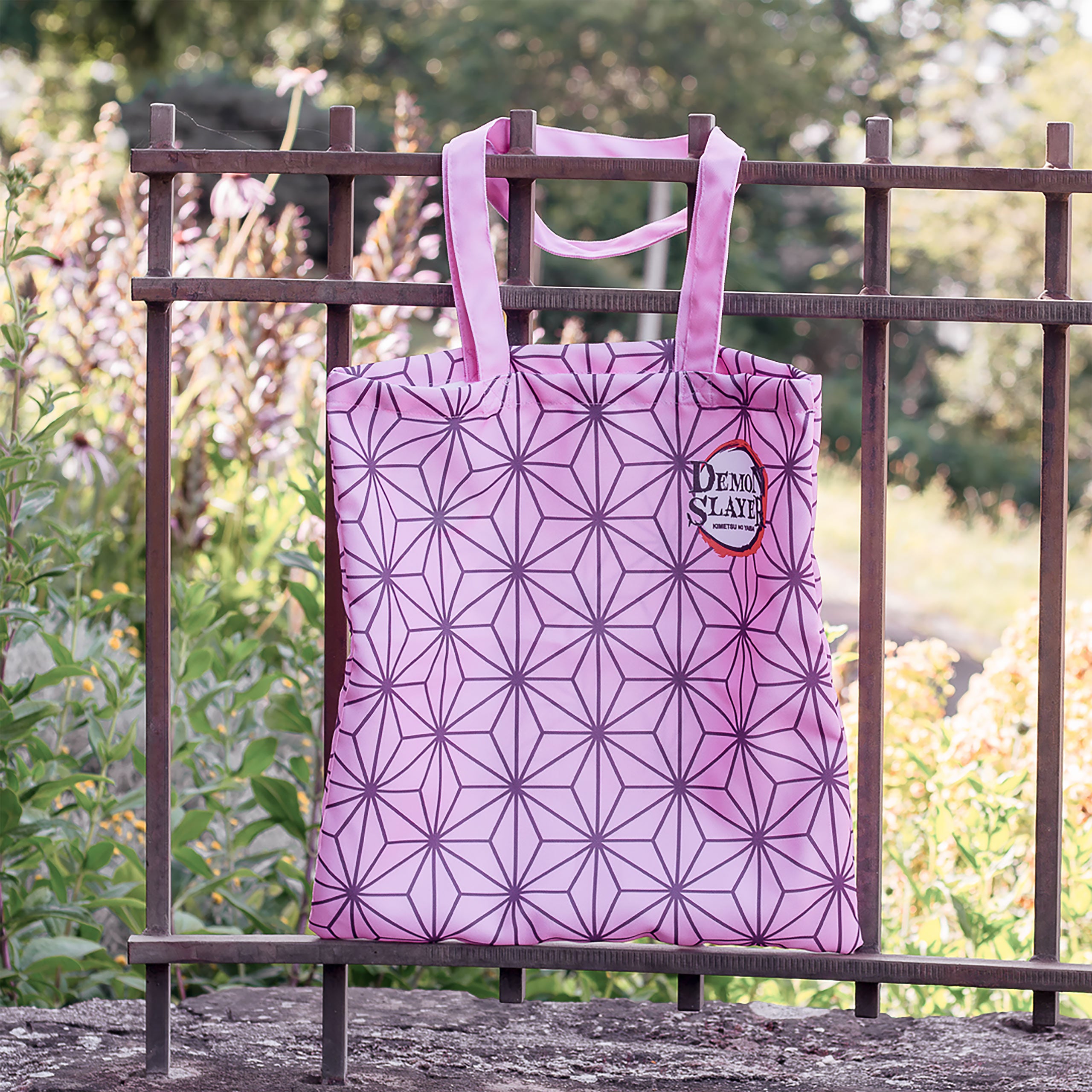 Imagen del producto Guardianes de la Noche - Bolsa tote logo de Nezuko