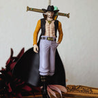 Imagen del producto One Piece - Figura Dracule Mihawk The Shukko