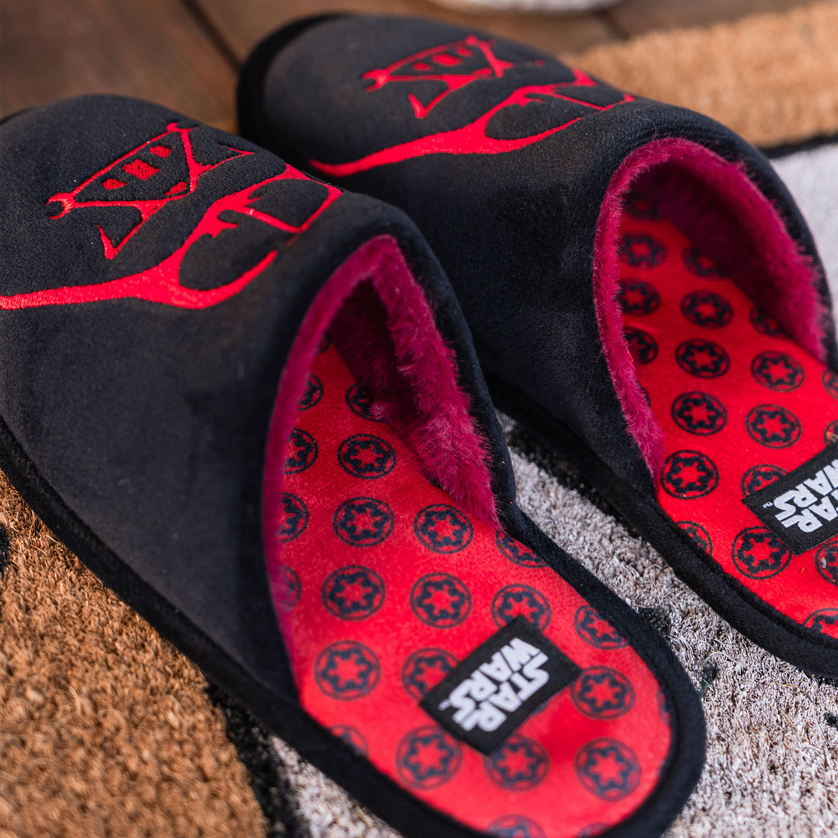 Imagen del producto Star Wars - Zapatillas Darth Vader Negro-Rojo