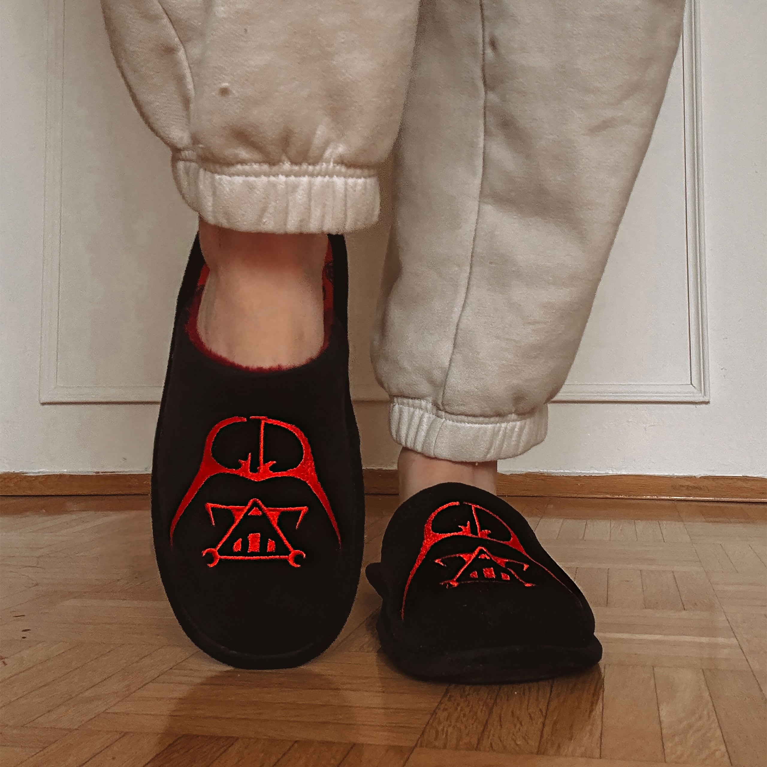 Imagen del producto Star Wars - Zapatillas Darth Vader Negro-Rojo