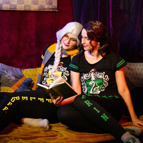 Imagen del producto Pijama con escudo de Slytherin negro - Harry Potter