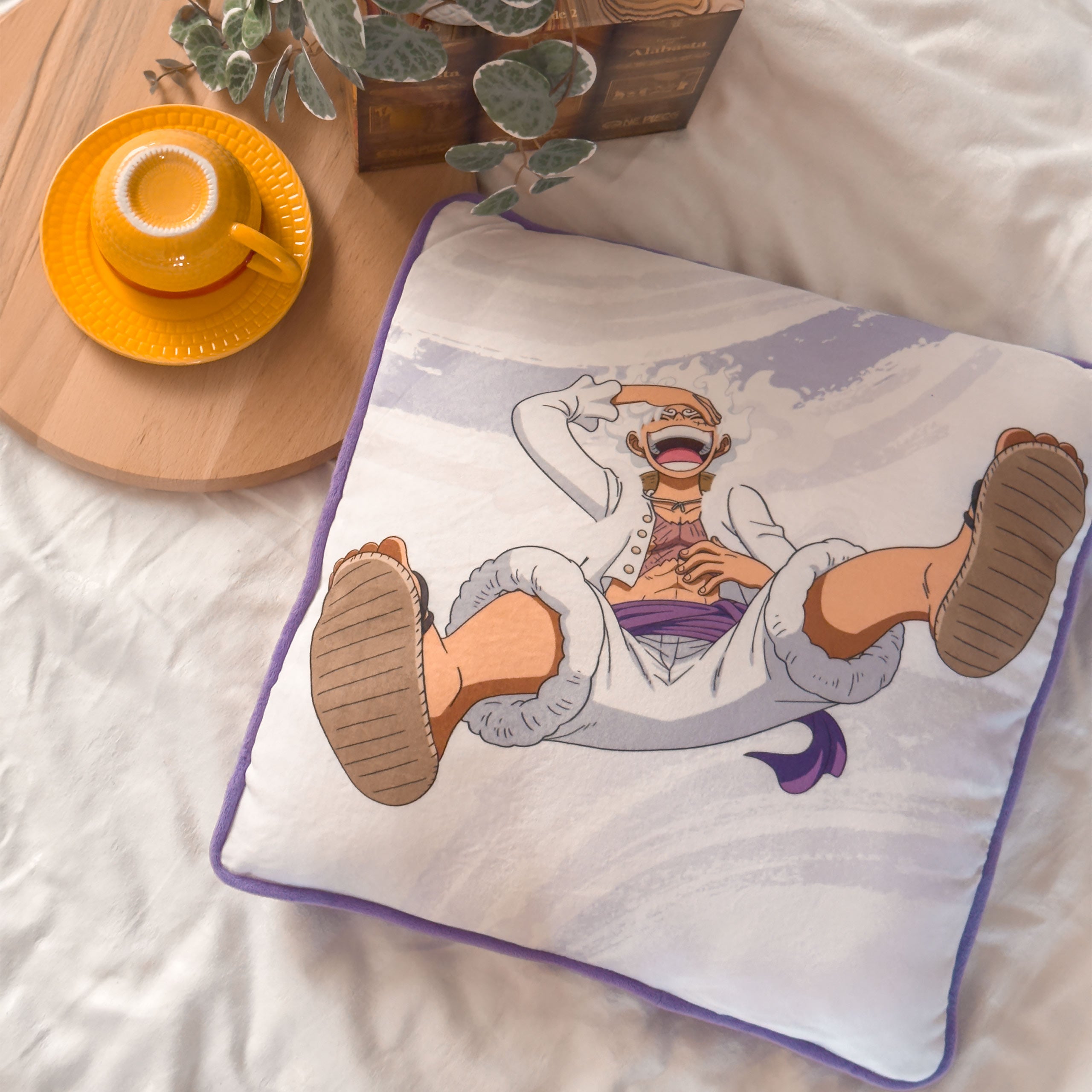 Imagen del producto One Piece: Gear 5 - Cojín de Monkey D. Luffy