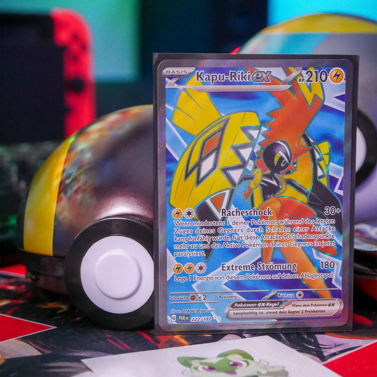 Imagen del producto Pokemon - Mystery Pokeball Cartas Caja de Lata Otoño 2024