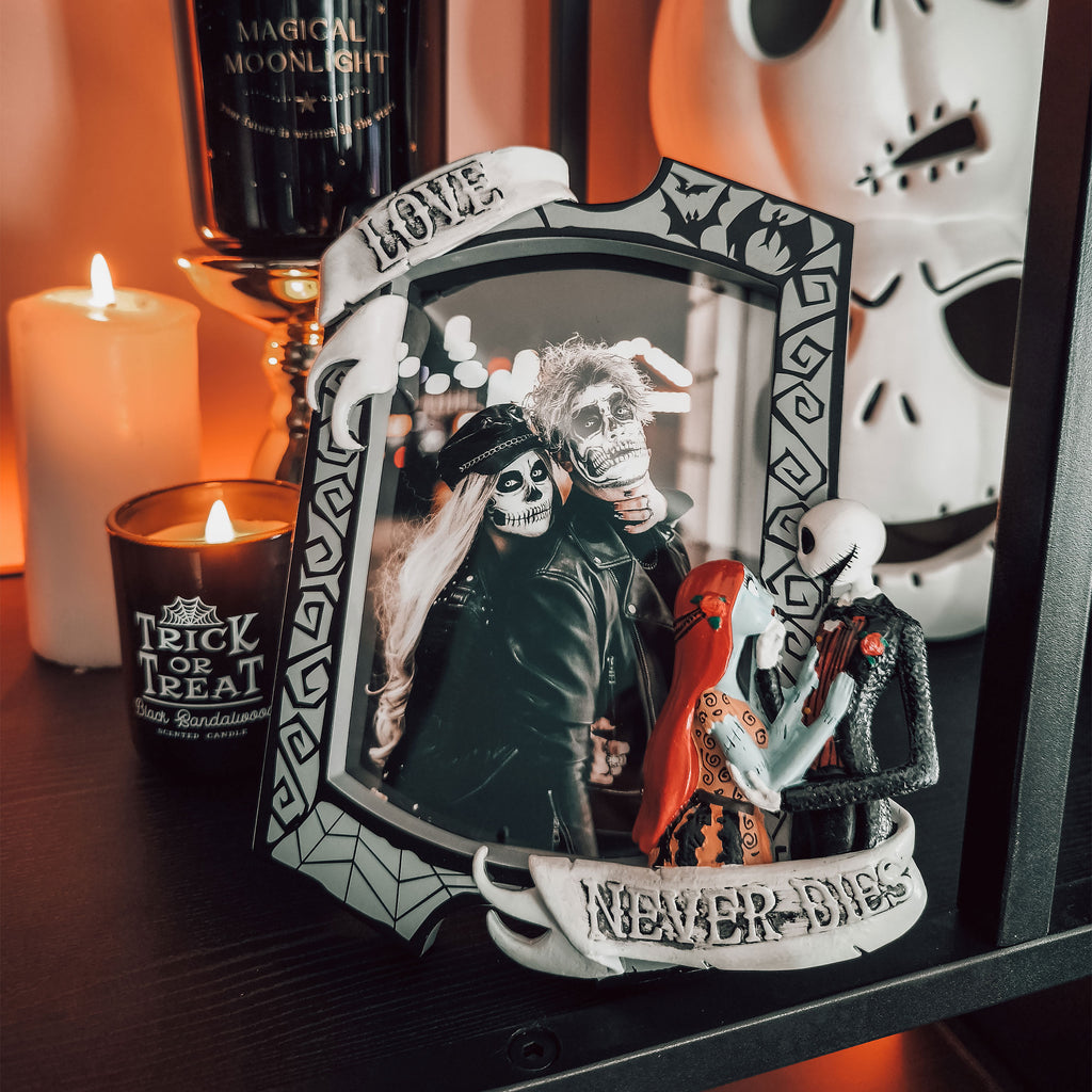 Product image Nightmare Before Christmas - Jack and Sally Picture Frame