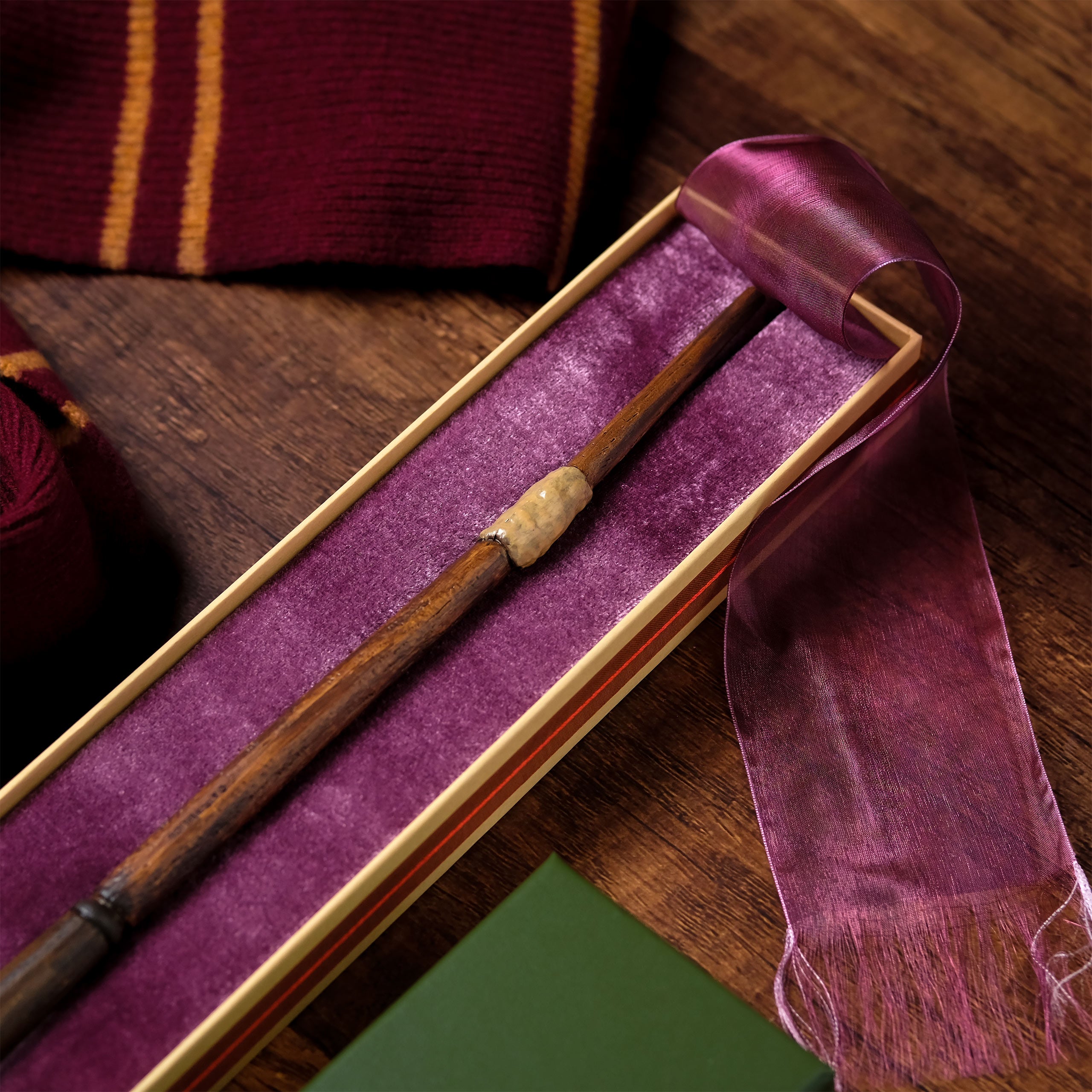 Imagen del producto Primera Varita de Ron Weasley - Colección de Primeras Varitas de Harry Potter