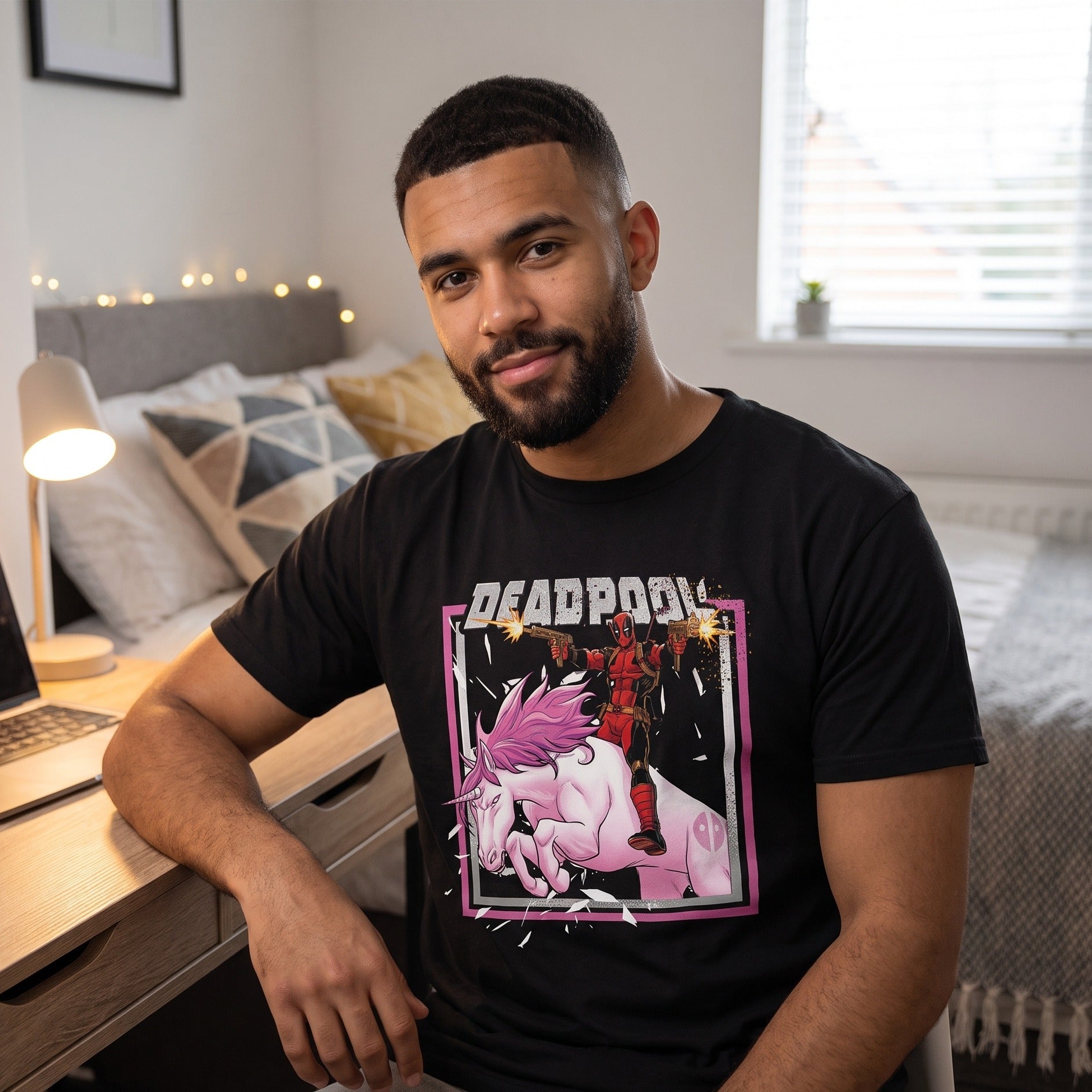 Imagen del producto Deadpool - Camiseta Pink Unicorn Ride negra