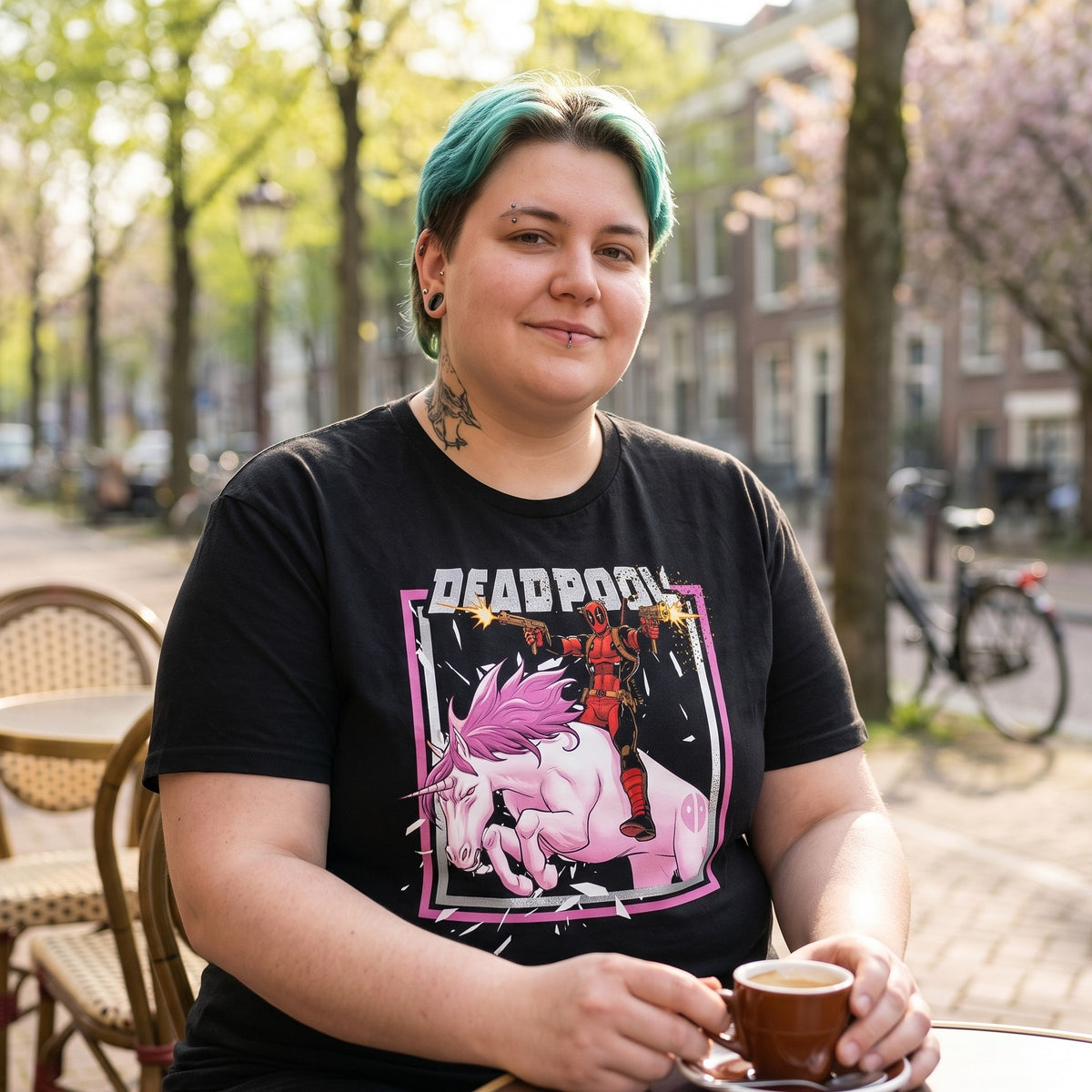 Imagen del producto Deadpool - Camiseta Pink Unicorn Ride negra