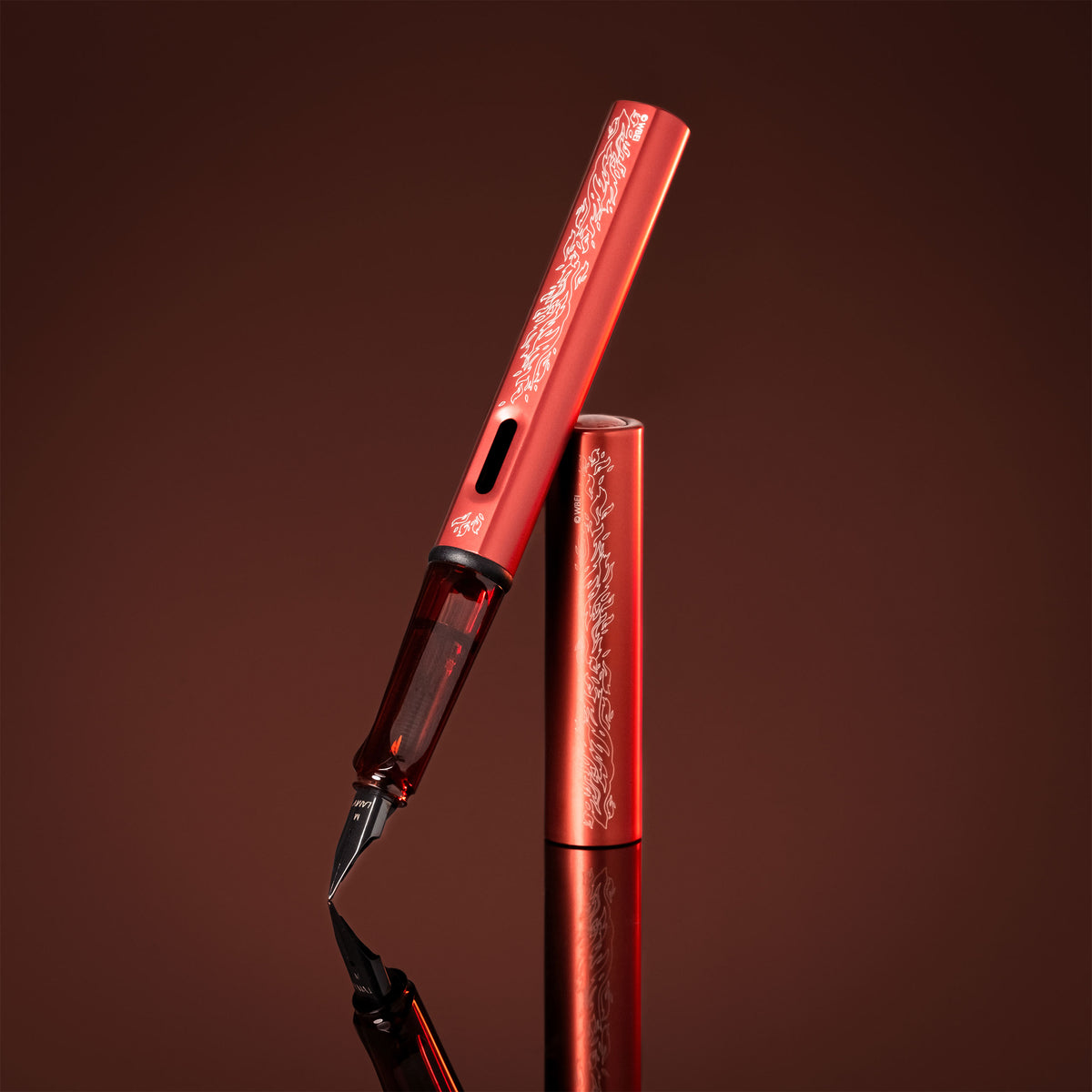 Imagen del producto Harry Potter - Pluma estilográfica Gryffindor LAMY AL-star