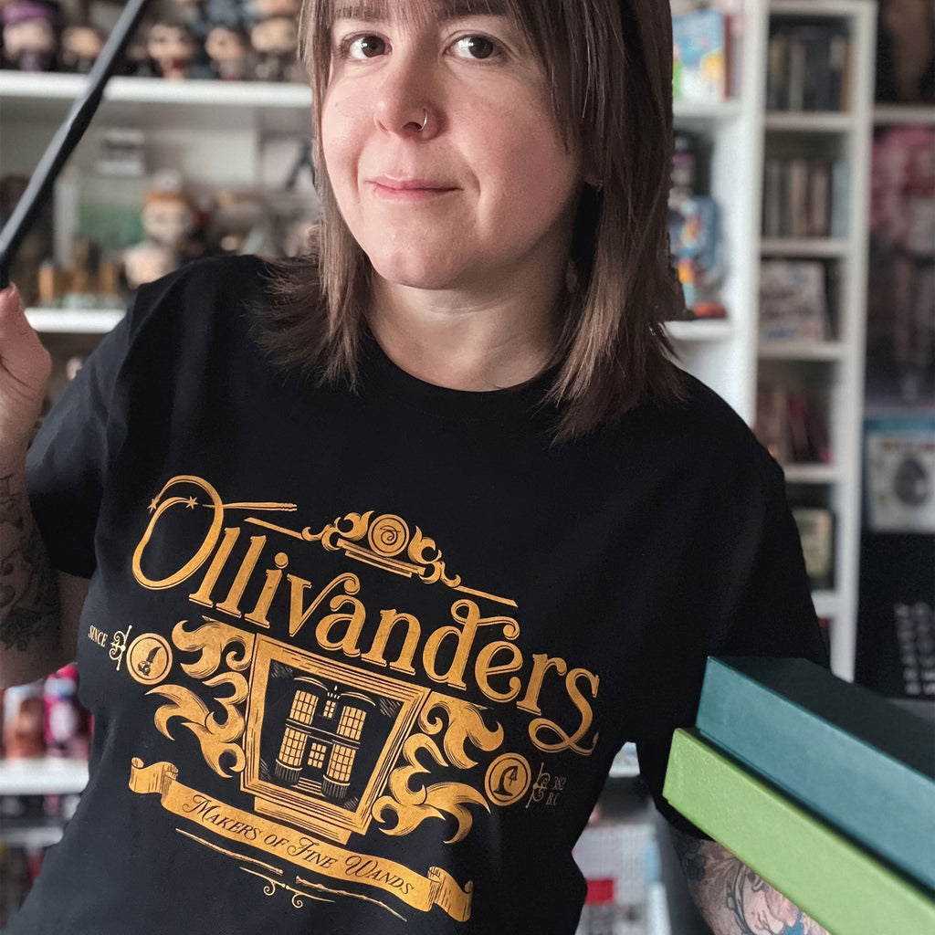 Imagen del producto Camiseta Ollivanders negra - Harry Potter
