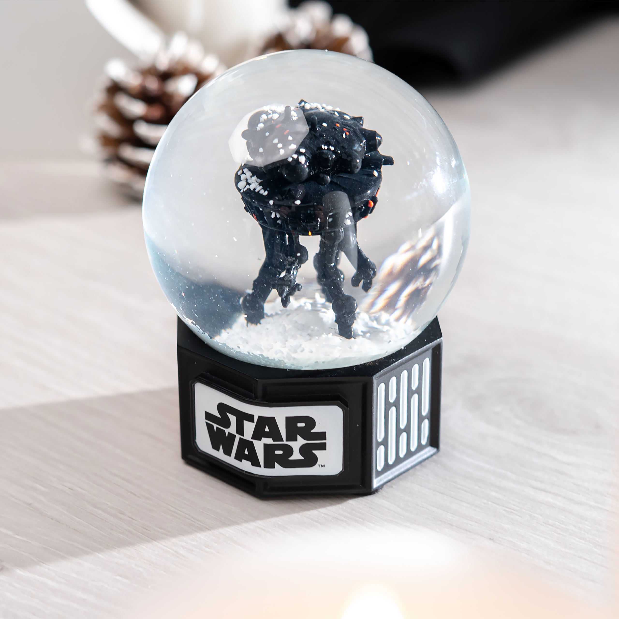 Product image Star Wars - Recon Droid Snow Globe