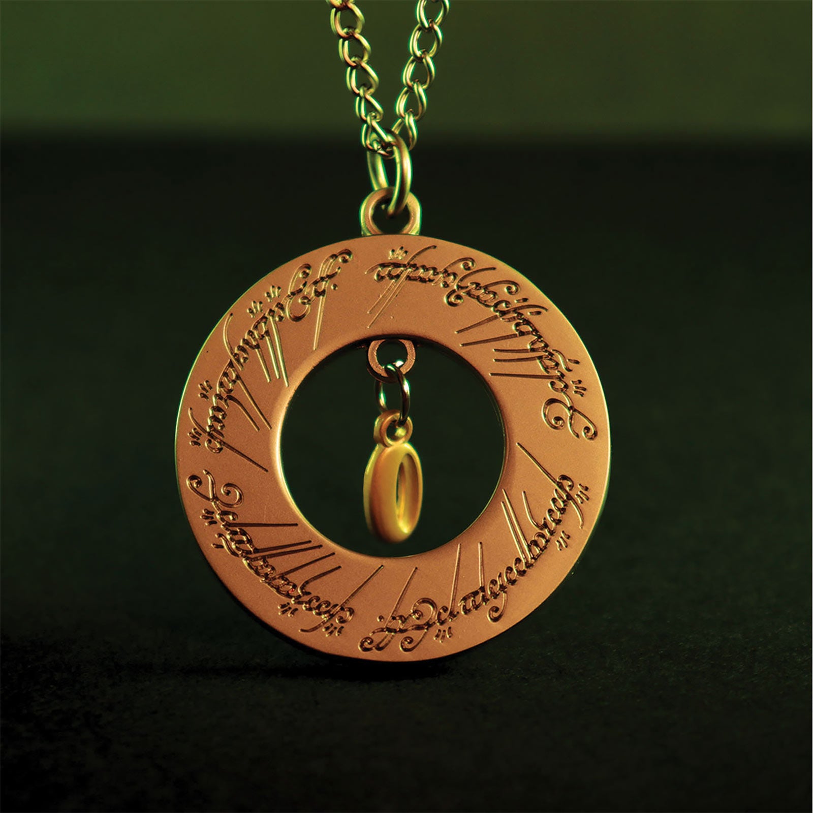 Imagen del producto El Señor de los Anillos - El Anillo Único en Collar Edición Limitada