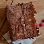 Imagen del producto Peluche del Monstruoso Libro de los Monstruos con sonido - Harry Potter