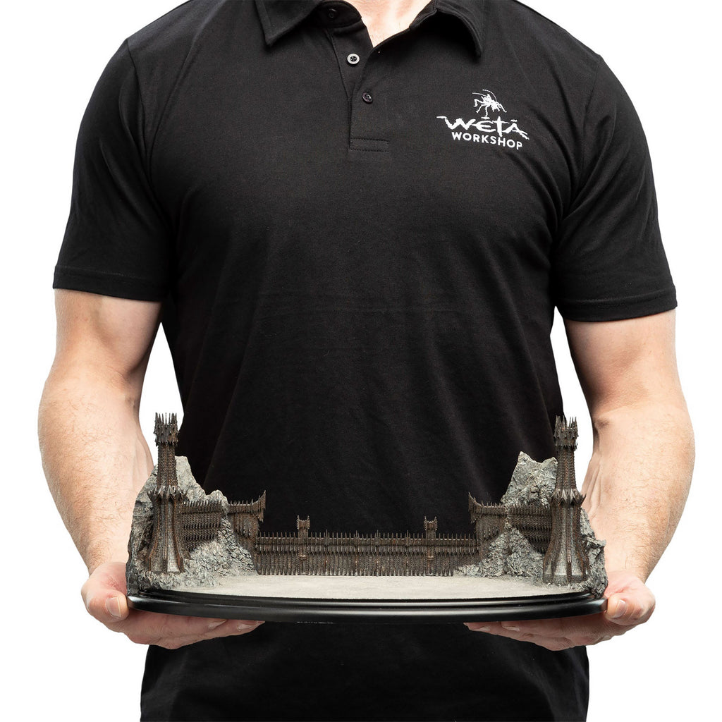 Product image The Lord of the Rings - The Gate of Mordor Diorama