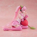 Imagen del producto Hatsune Miku - Figura Sakura Miku Desktop Cute Cherry Cushion Version