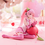 Imagen del producto Hatsune Miku - Figura Sakura Miku Desktop Cute Cherry Cushion Version