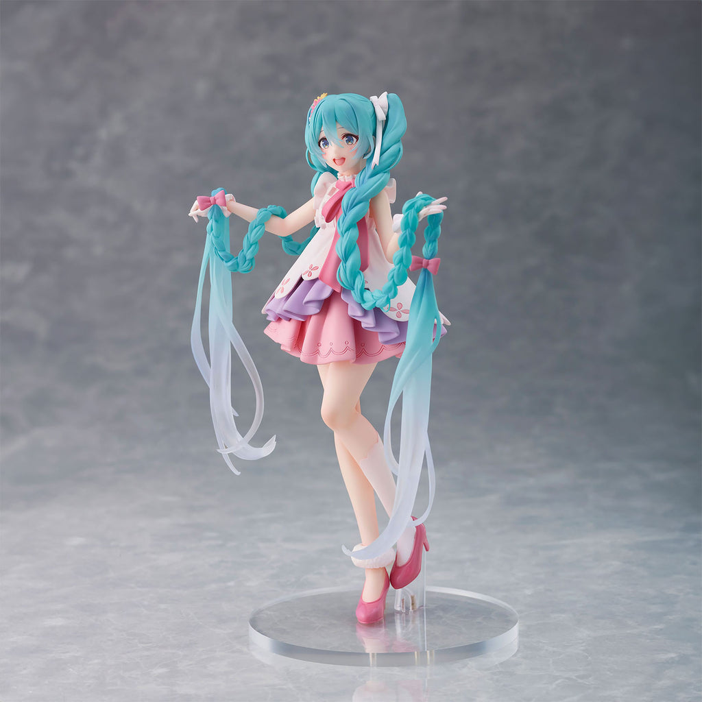 Product image Hatsune Miku - Miku Wonderland Figure Rapunzel Version