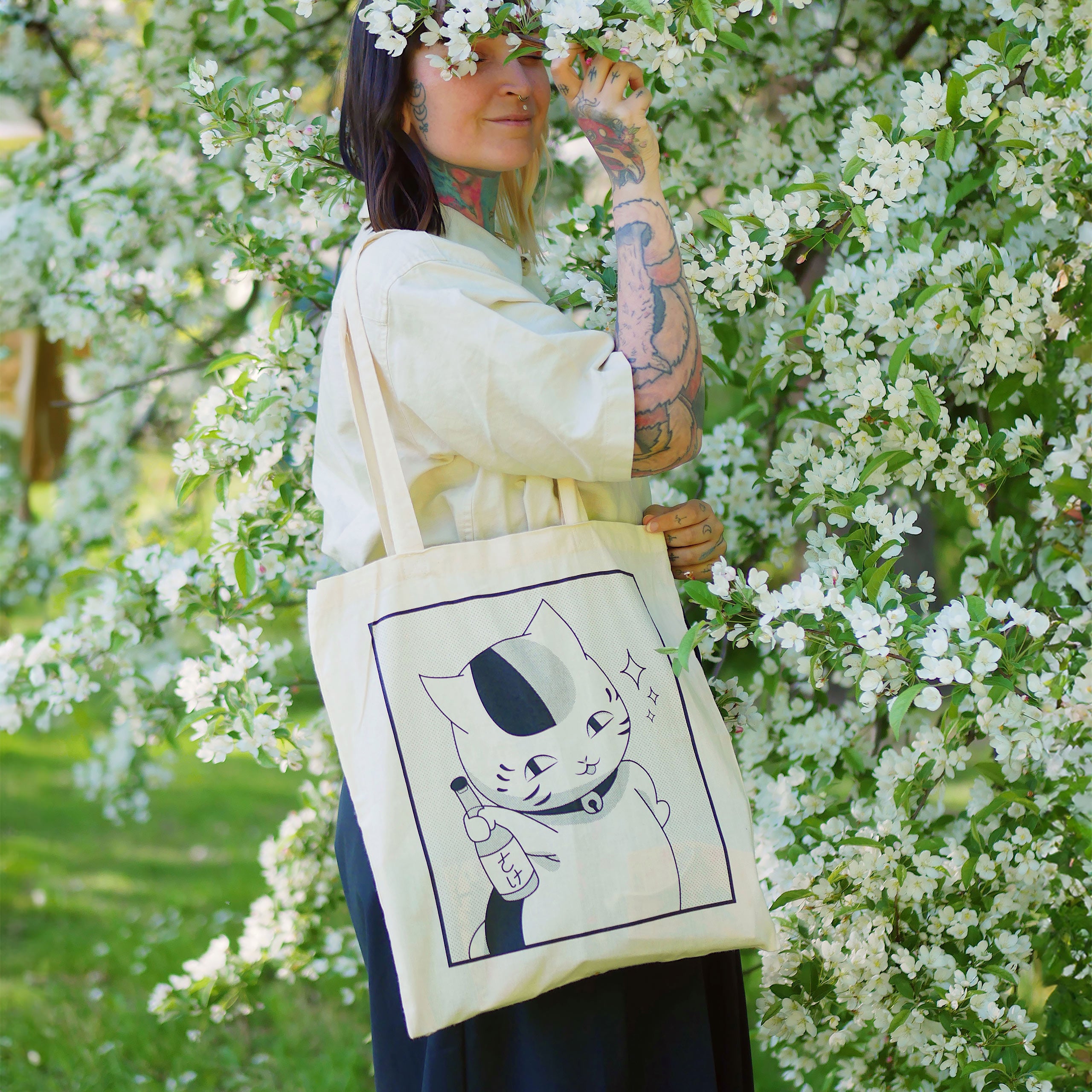 Imagen del producto Bolsa de tela Nyanko Sensei para fans de Natsume's Book of Friends
