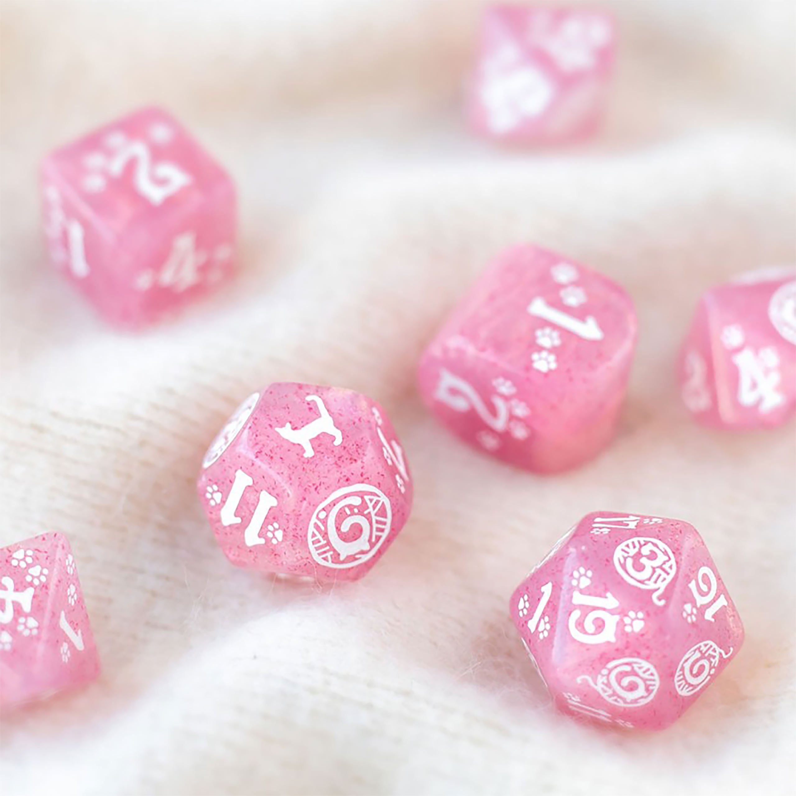 Imagen del producto Cats - Daisy Glitter Juego de Dados RPG 7 piezas