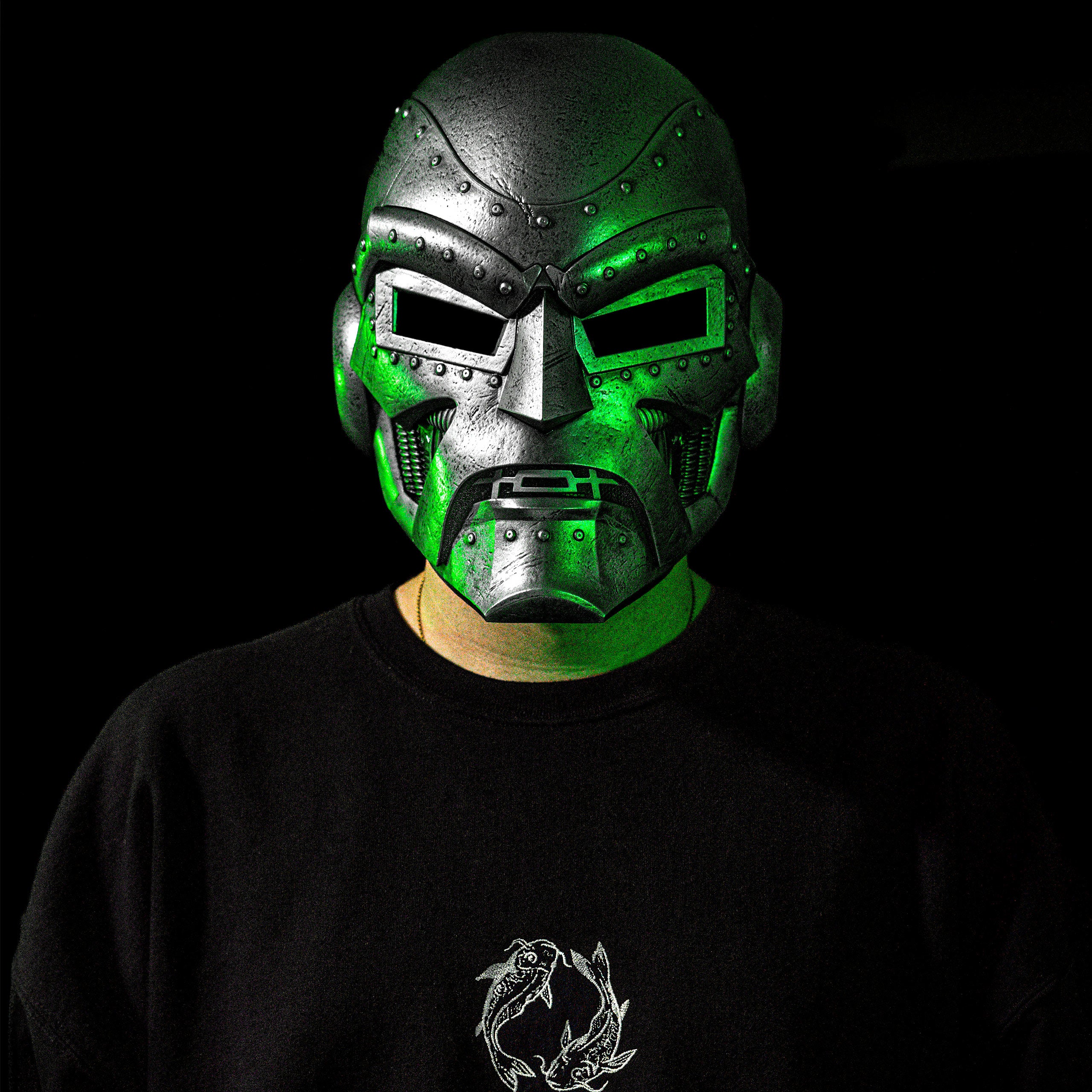 Imagen del producto Doctor Doom - Casco Premium Marvel Legends