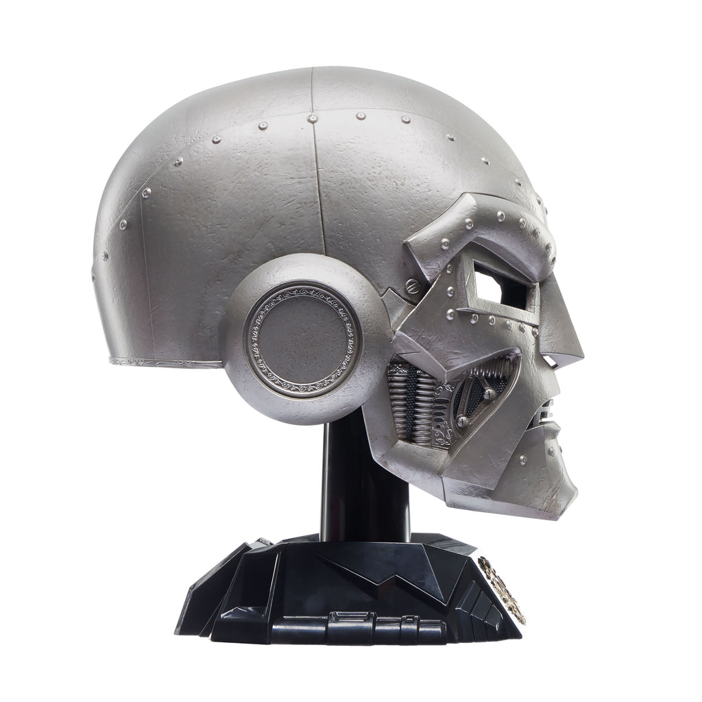 Imagen del producto Doctor Doom - Casco Premium Marvel Legends