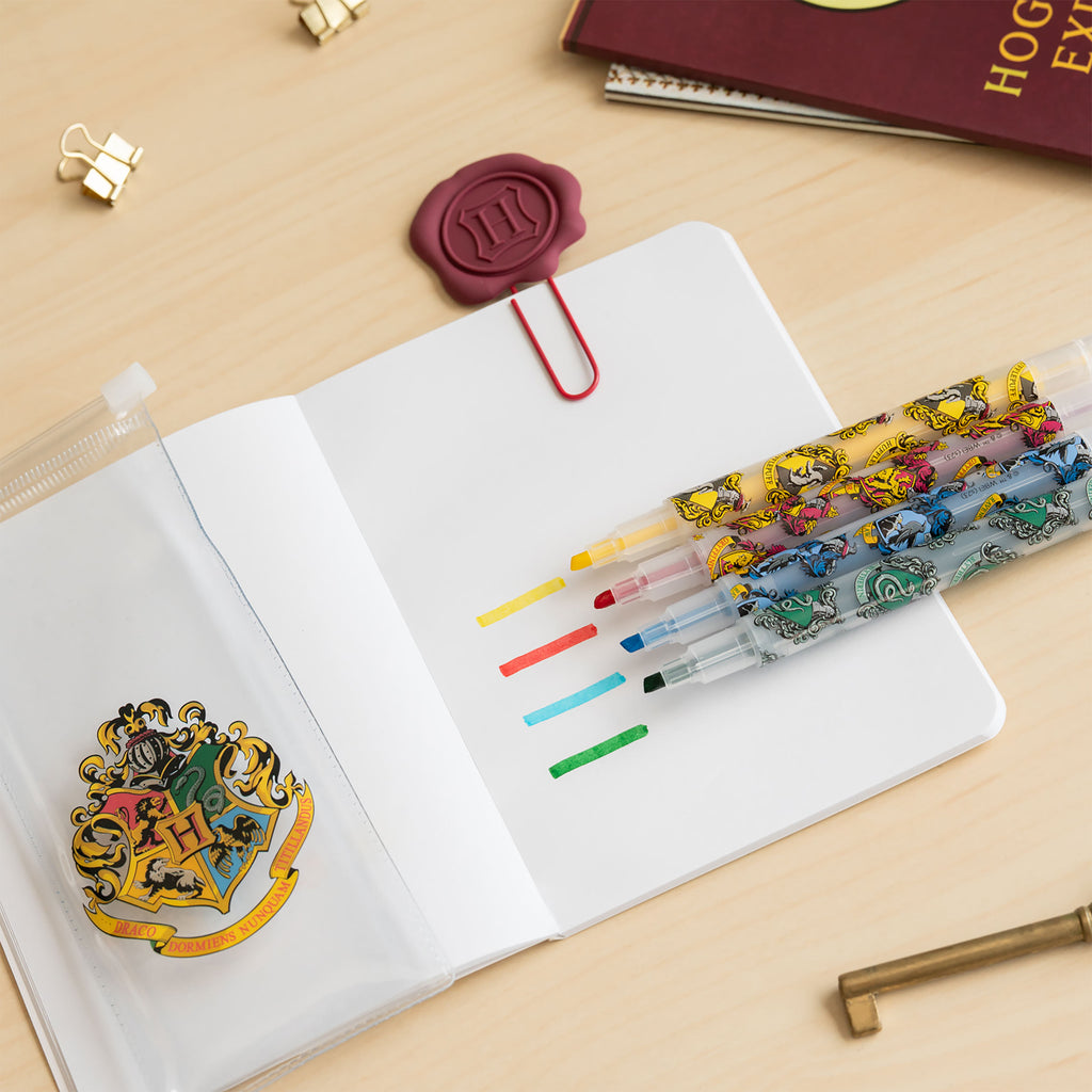 Imagen del producto Harry Potter - Set de Escritura de Hogwarts de 14 piezas