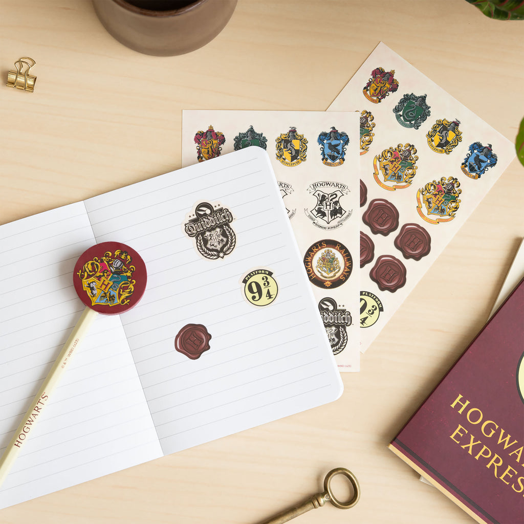 Imagen del producto Harry Potter - Set de Escritura de Hogwarts de 14 piezas