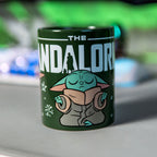 Imagen del producto Taza Grogu con funda de peluche - Star Wars The Mandalorian