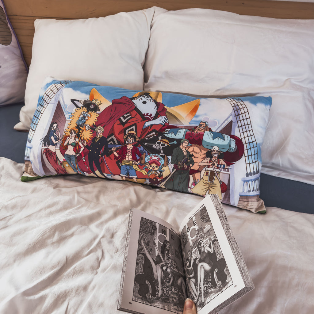 Product image One Piece - Crew Cushion