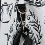 Imagen del producto Alicia en el País de las Maravillas - Bandolera Tea Party